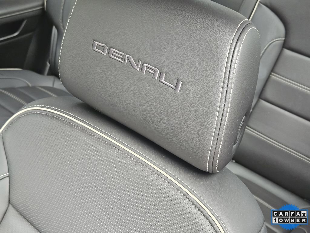 Used 2022 GMC Acadia Denali w/ Denali Ultimate Package image 15