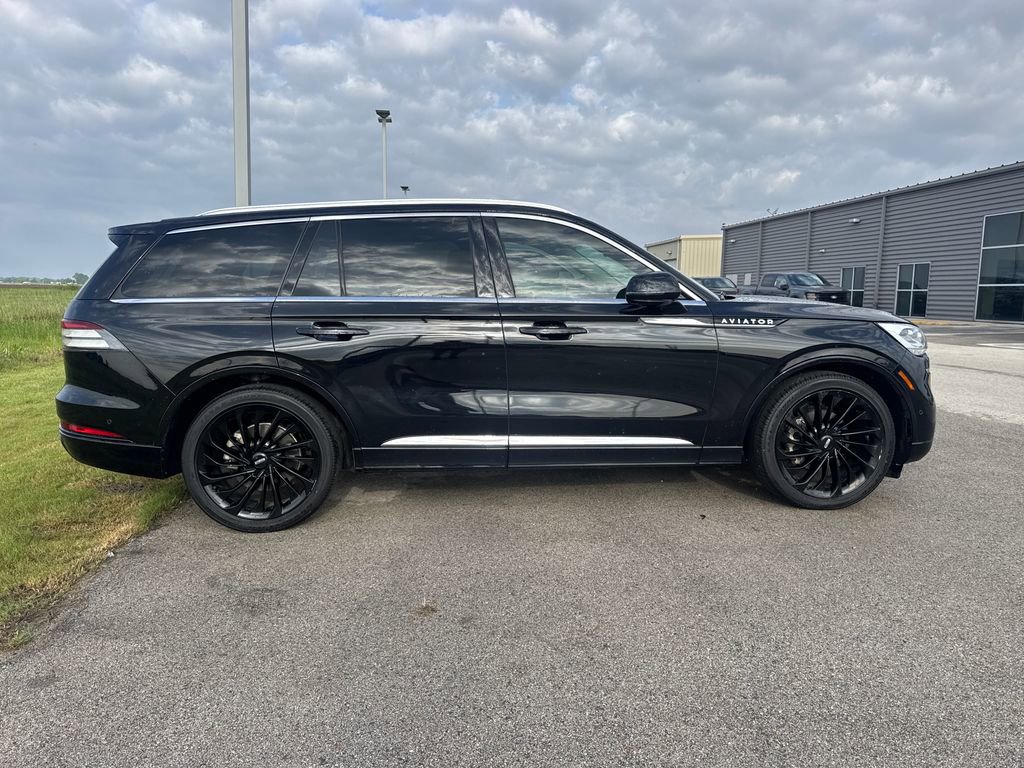 Used 2021 Lincoln Aviator Reserve w/ Equipment Group 210A AWD/4WD image 7