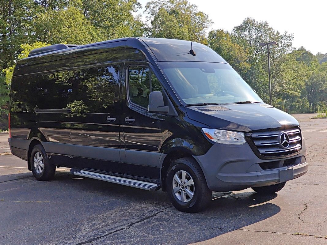 Used 2019 Mercedes-Benz Sprinter 2500 image 11