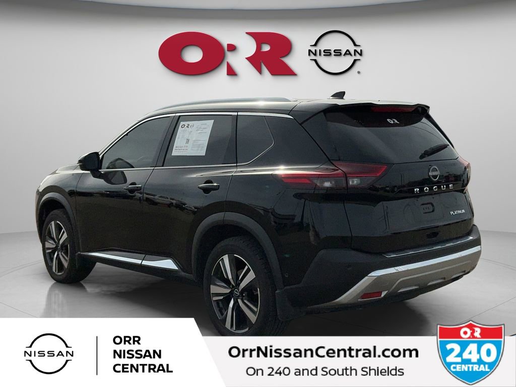Used 2023 Nissan Rogue Platinum FWD image 7