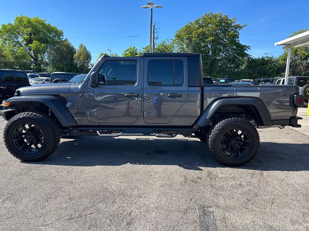 New 2026 Jeep Gladiator Sport AWD/4WD image 8