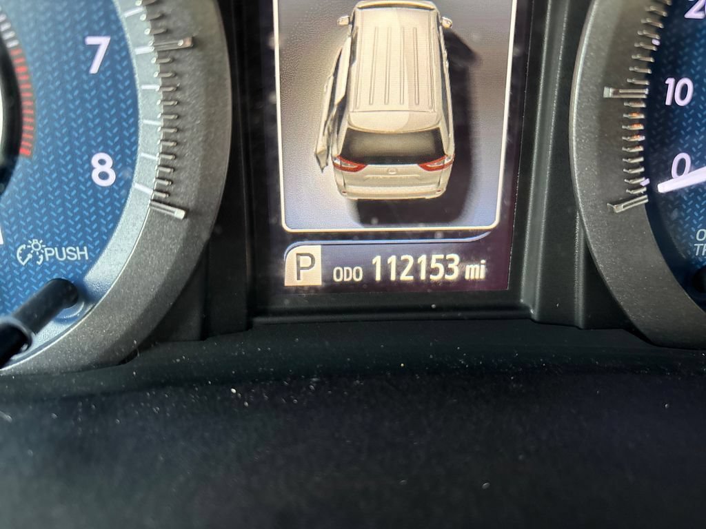 Used 2018 Toyota Sienna XLE w/ XLE Navigation Package FWD image 16