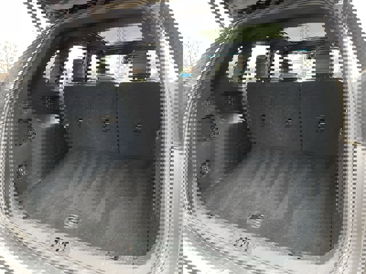 Used 2019 Ford Edge ST w/ Cold Weather Package image 17