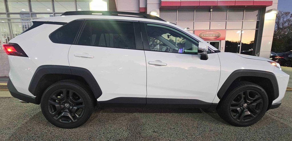 Used 2023 Toyota RAV4 Adventure image 8