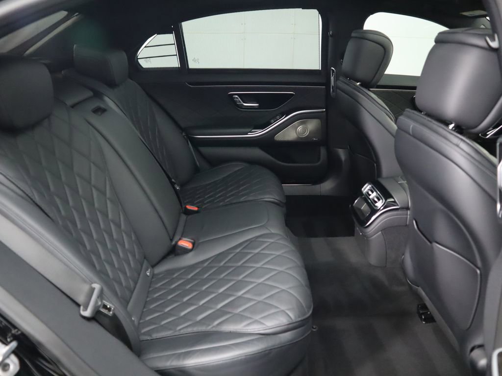 Used 2024 Mercedes-Benz S 580 4MATIC Sedan image 23