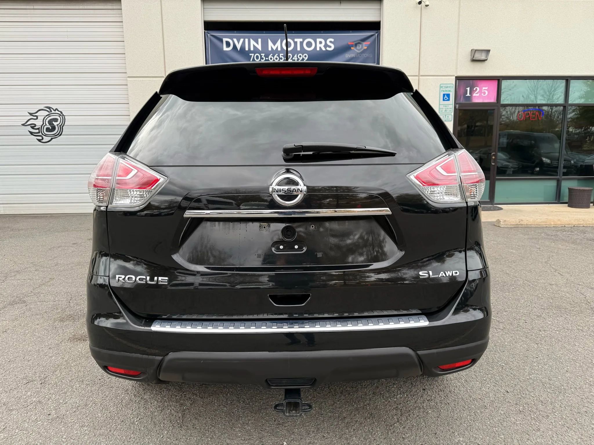 Used 2016 Nissan Rogue SL w/ SL Premium Package image 11