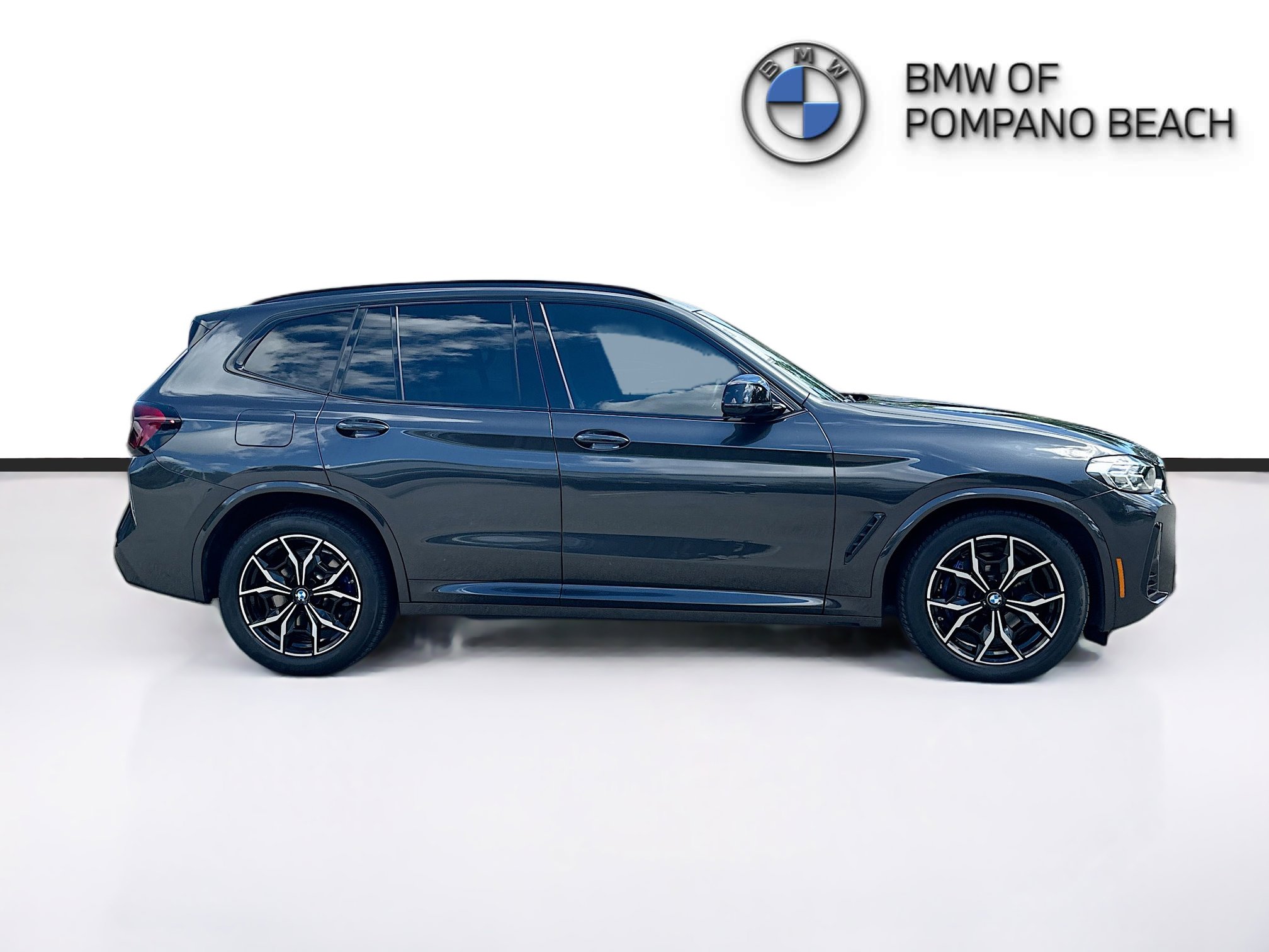 Used 2024 BMW X3 M40i image 8