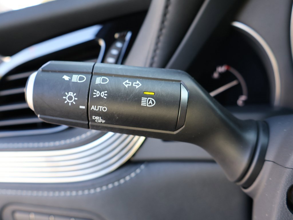 Used 2023 Lexus LS 500 w/ Luxury Package image 54