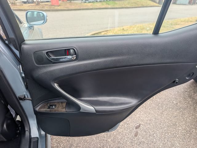 Used 2009 Lexus IS 250 AWD image 18