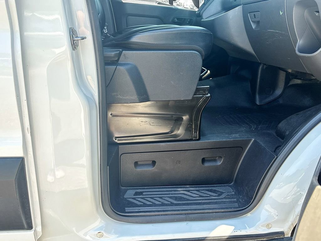 Used 2020 Ford Transit 250 Medium Roof image 18