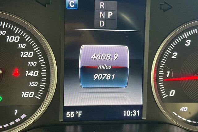 Used 2016 Mercedes-Benz GLC 300 4MATIC image 29