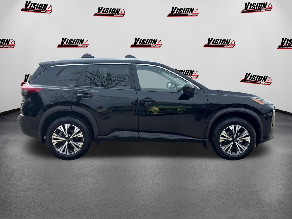 Used 2023 Nissan Rogue SV w/ SV Premium B Package AWD/4WD image 4
