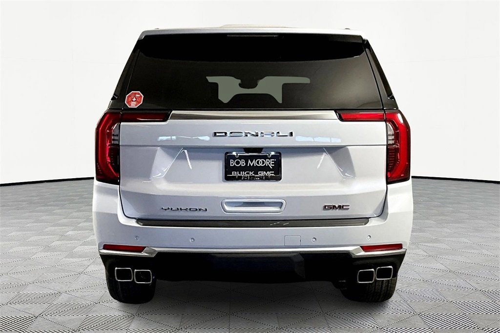 New 2026 GMC Yukon XL Denali w/ Denali Reserve Package image 5
