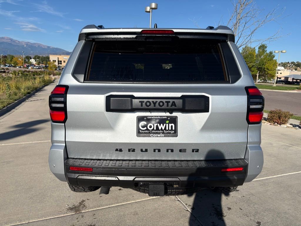 Used 2025 Toyota 4Runner TRD Off-Road Premium image 8