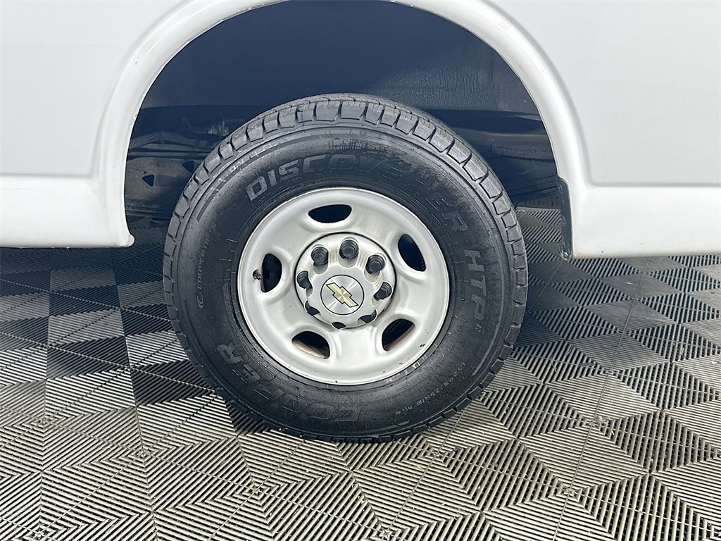 Used 2021 Chevrolet Express 2500 Work Van w/ Driver Convenience Package image 33