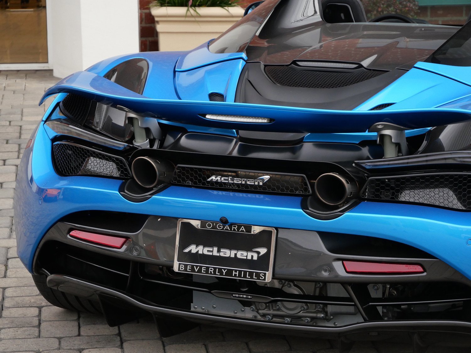 Used 2022 McLaren 720S Performance image 20