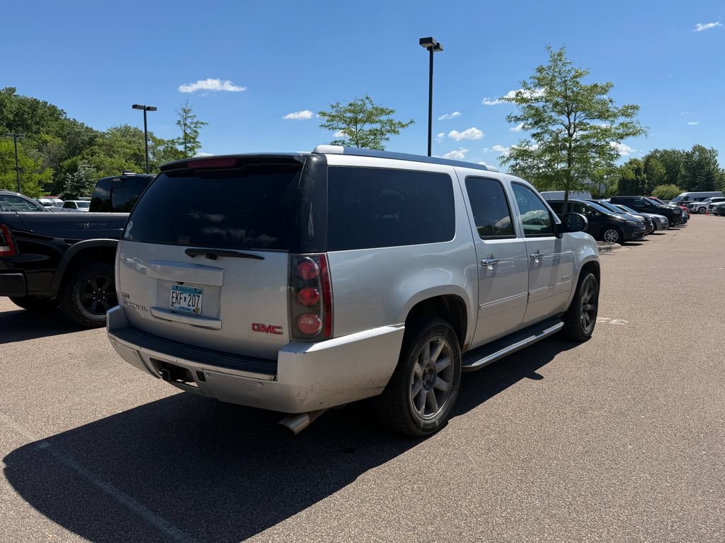 Used 2012 GMC Yukon XL Denali AWD/4WD image 8