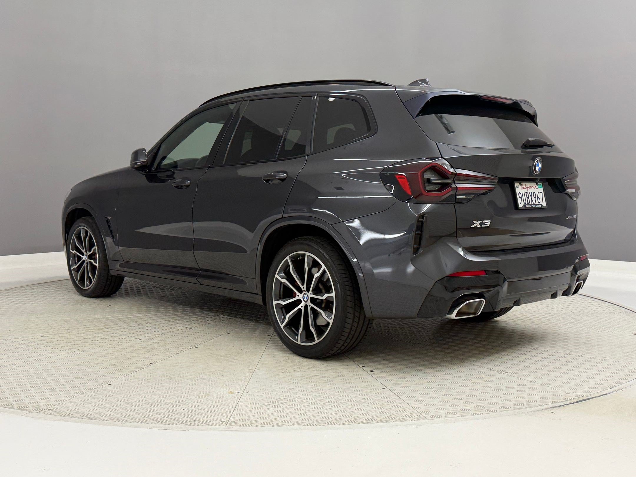 Used 2022 BMW X3 xDrive30i w/ M Sport Package 2 AWD/4WD image 3