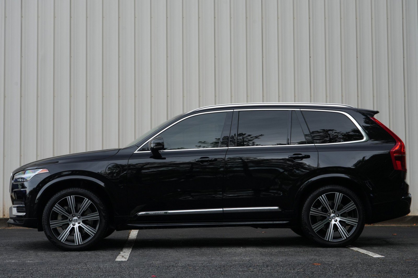 Used 2024 Volvo XC90 T8 Ultimate w/ Lounge Package AWD/4WD image 9