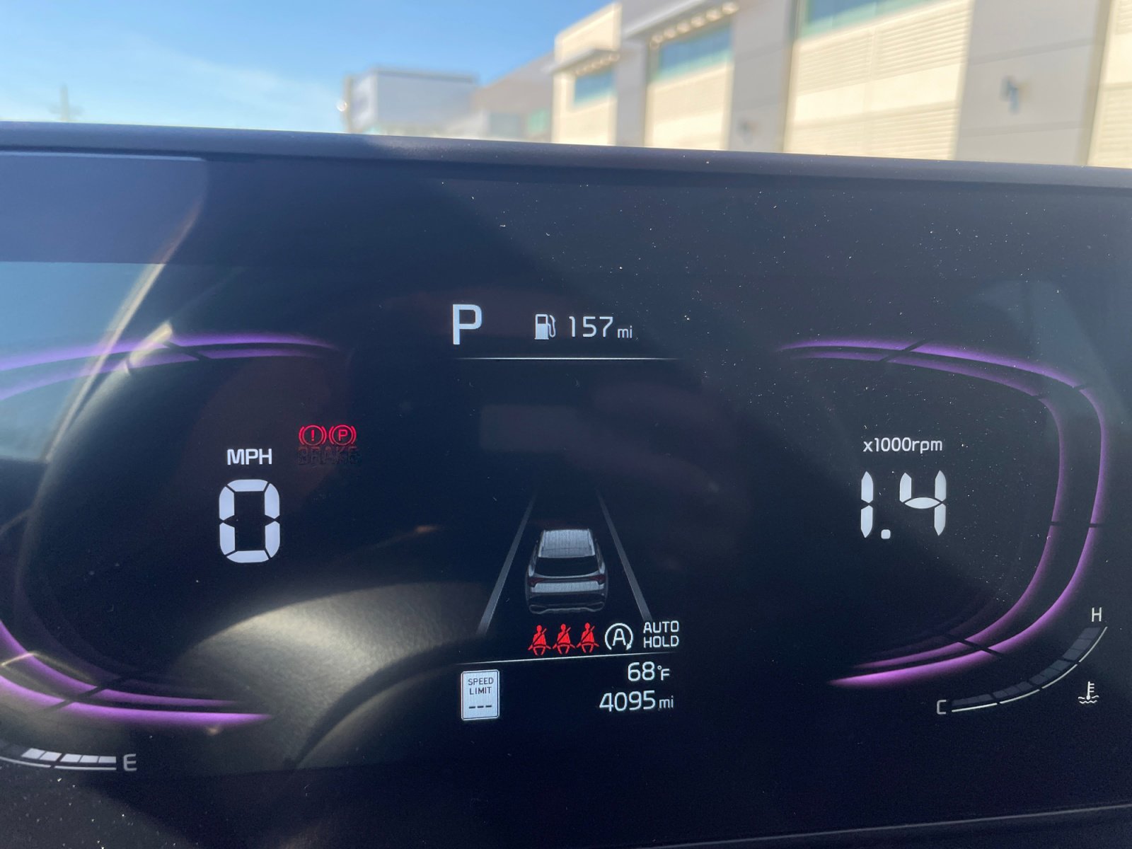 Used 2025 Kia Sportage EX image 3