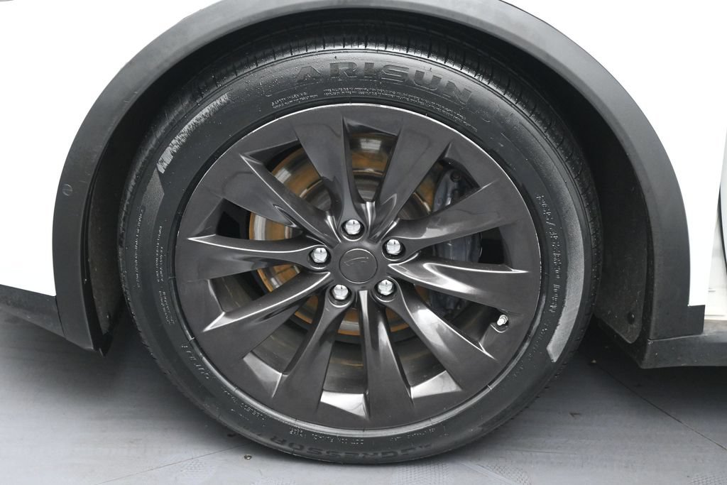 Used 2018 Tesla Model X 75D AWD/4WD image 39