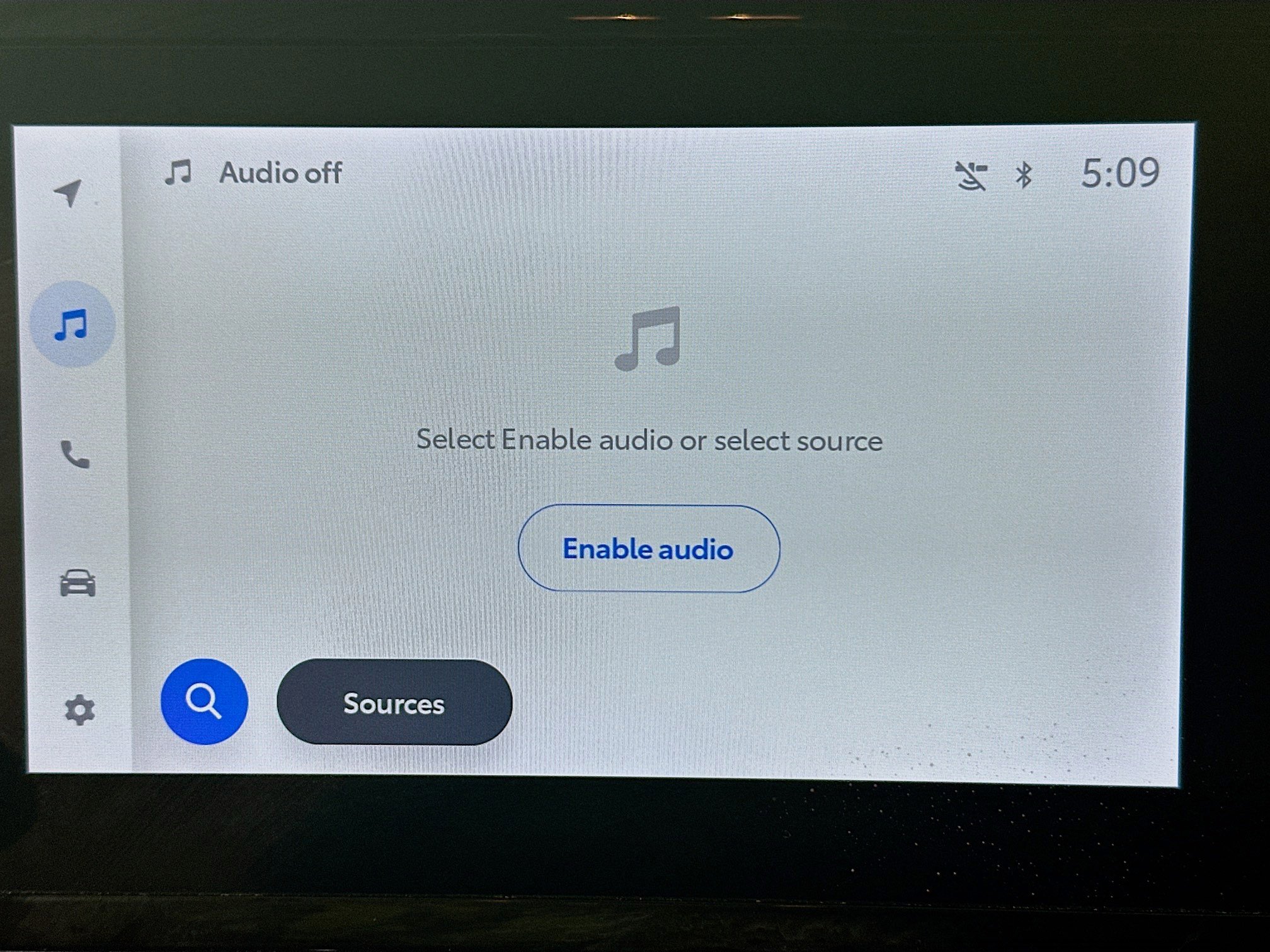 Used 2024 Toyota Highlander LE image 23