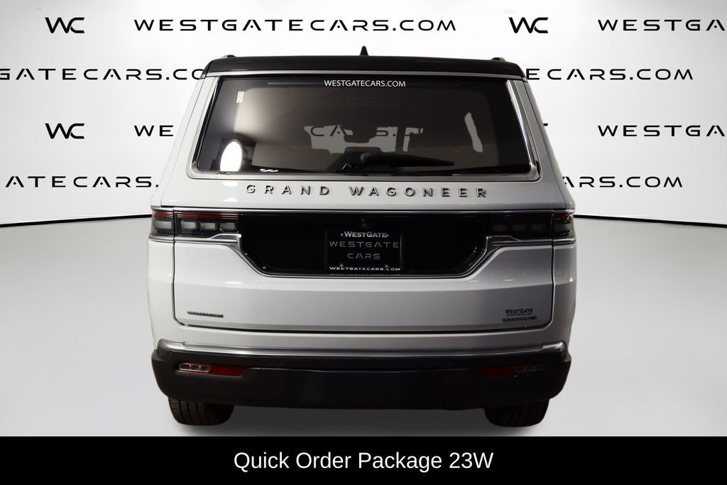 Used 2022 Jeep Grand Wagoneer Series III w/ Rear Seat Video Group 1 image 4