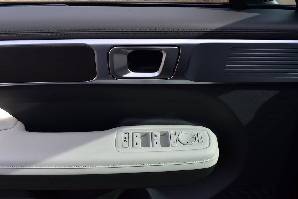 New 2026 Hyundai Santa Fe SEL image 16