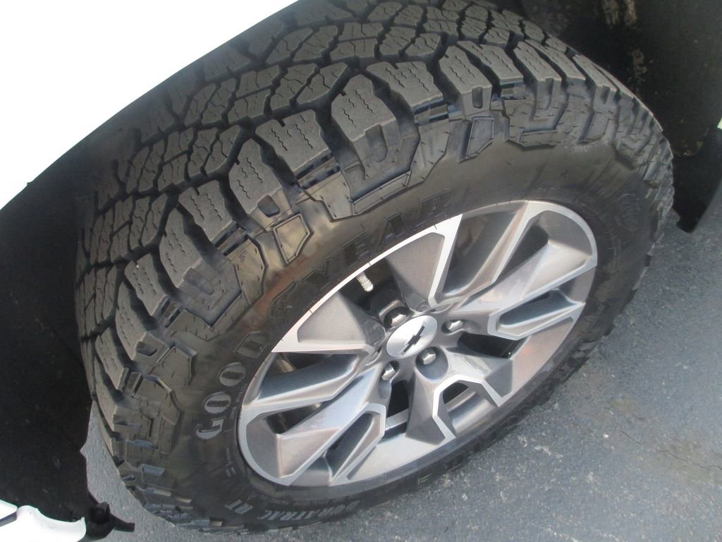 Used 2021 Chevrolet Silverado 1500 RST AWD/4WD image 14