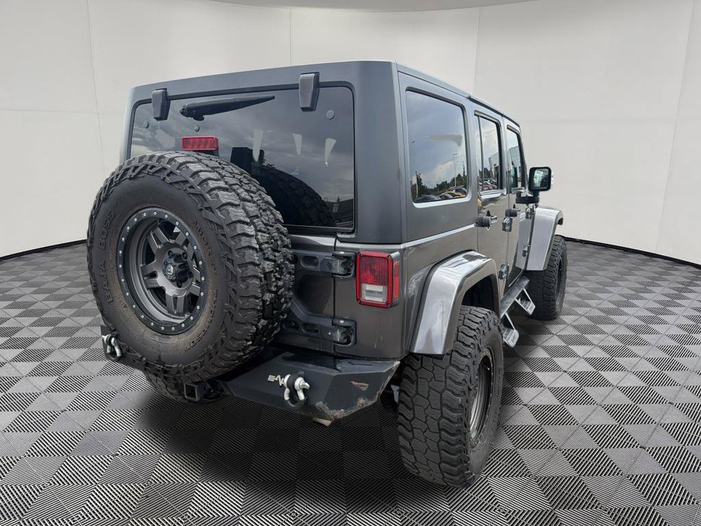 Used 2016 Jeep Wrangler Unlimited Sahara w/ Connectivity Group AWD/4WD image 7