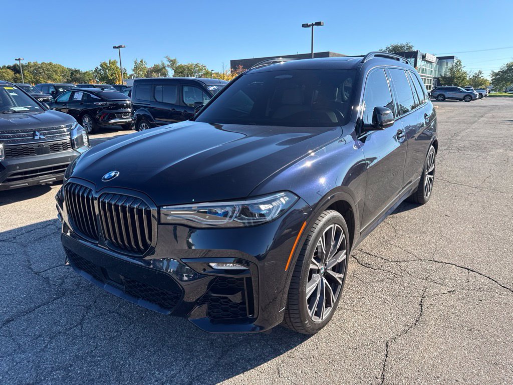 Used 2022 BMW X7 M50i w/ Dynamic Handling Package