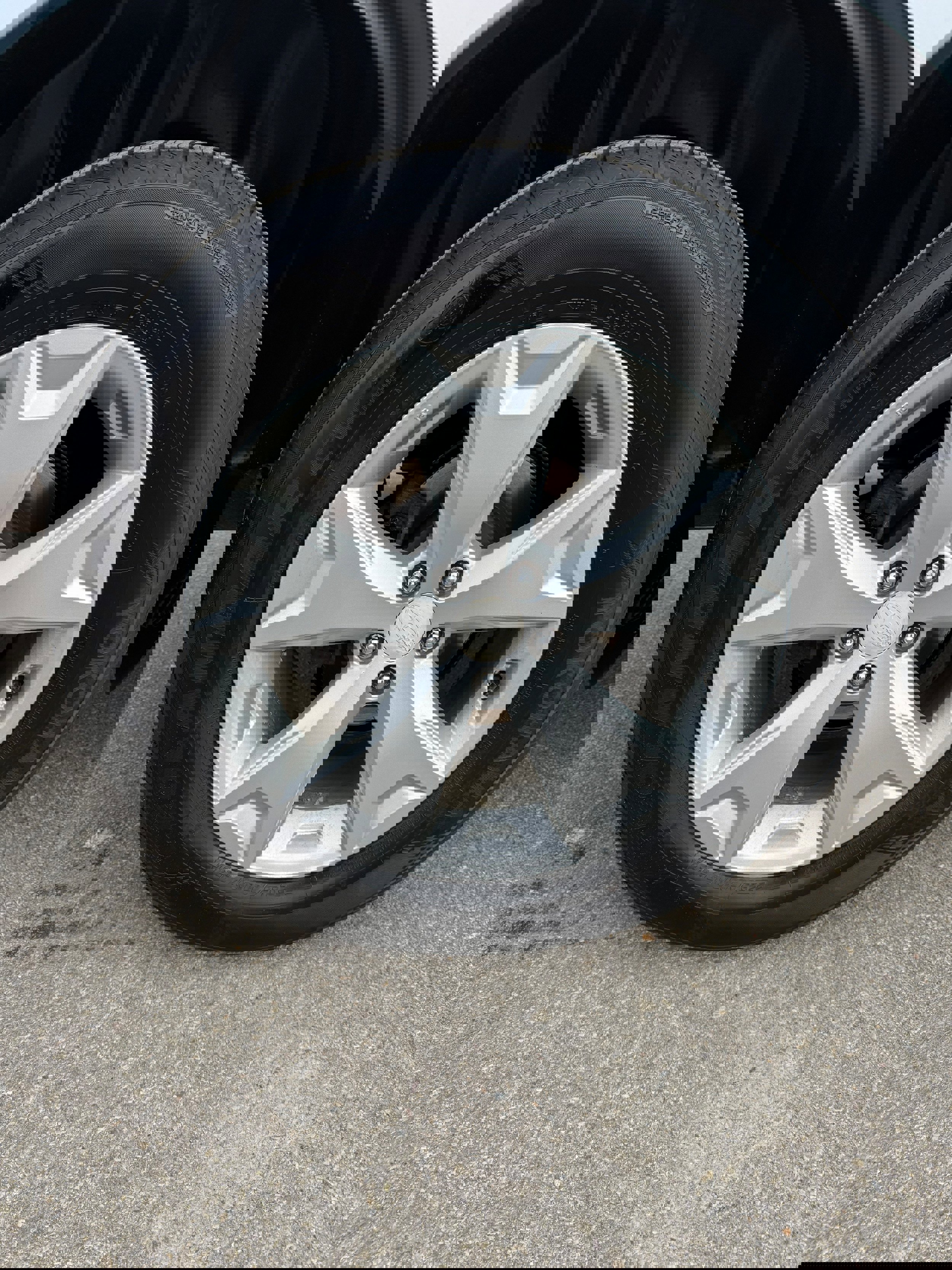 Used 2015 Subaru Forester 2.5i Limited image 23