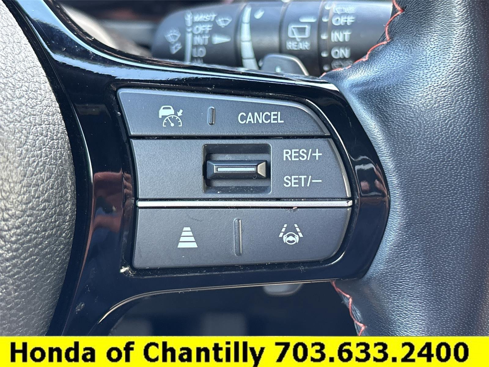 Certified 2025 Honda Pilot Sport image 12