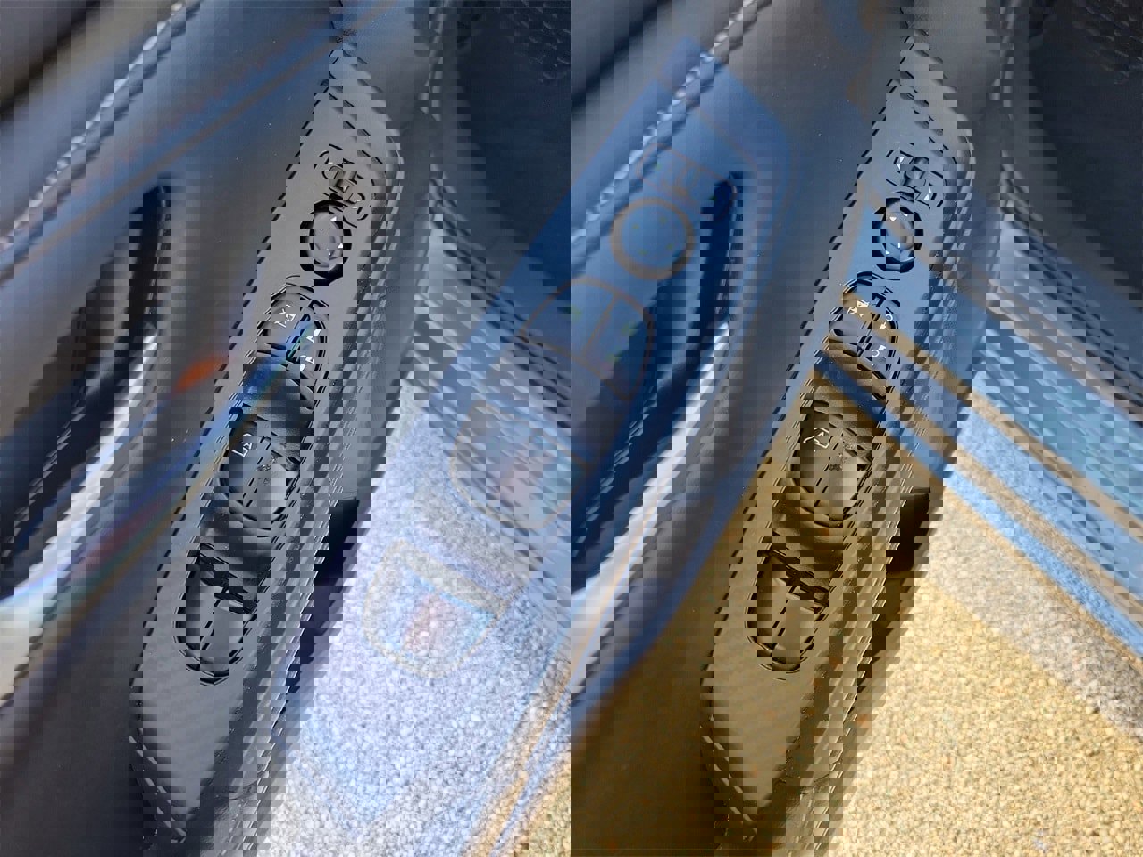 Used 2024 Nissan Sentra SV image 14