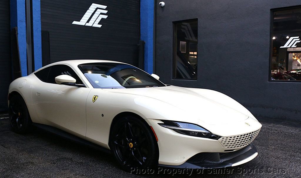 Used 2022 Ferrari Roma RWD image 3
