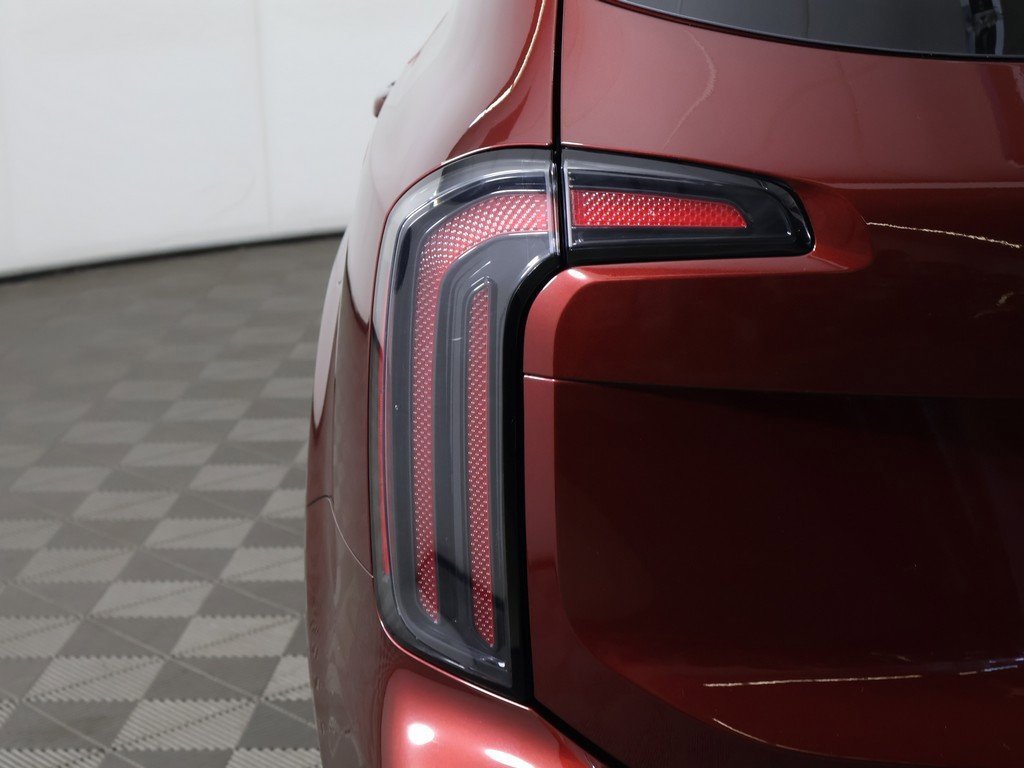 Used 2023 Kia Telluride EX X-Line image 18