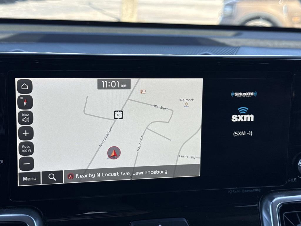 Used 2023 Kia Sorento SX image 28