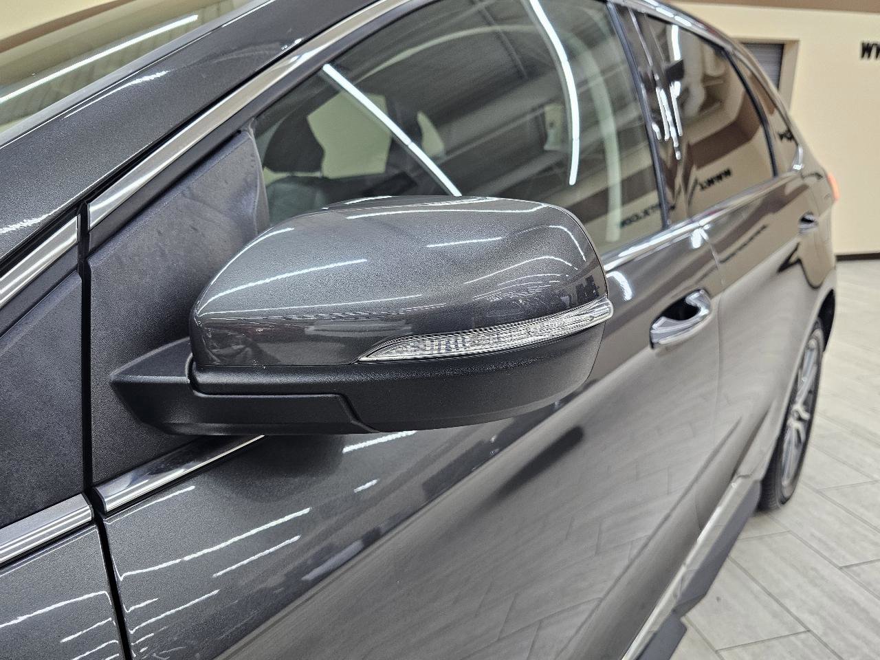 Used 2019 Ford Edge Titanium w/ Equipment Group 301A FWD image 12