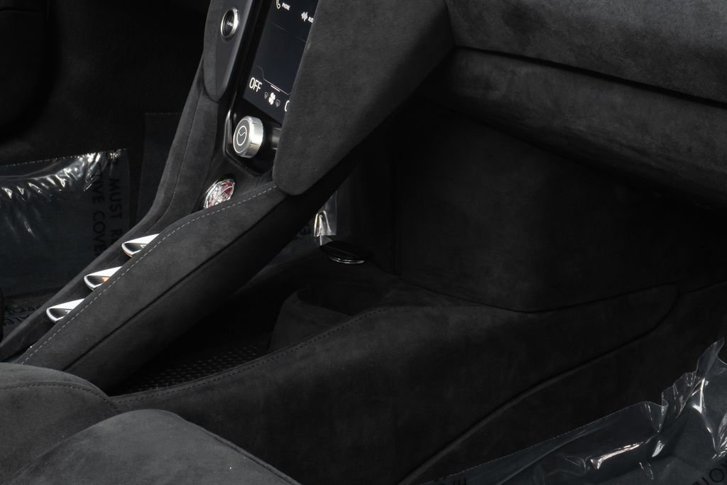 Used 2024 McLaren 750S Spider image 38