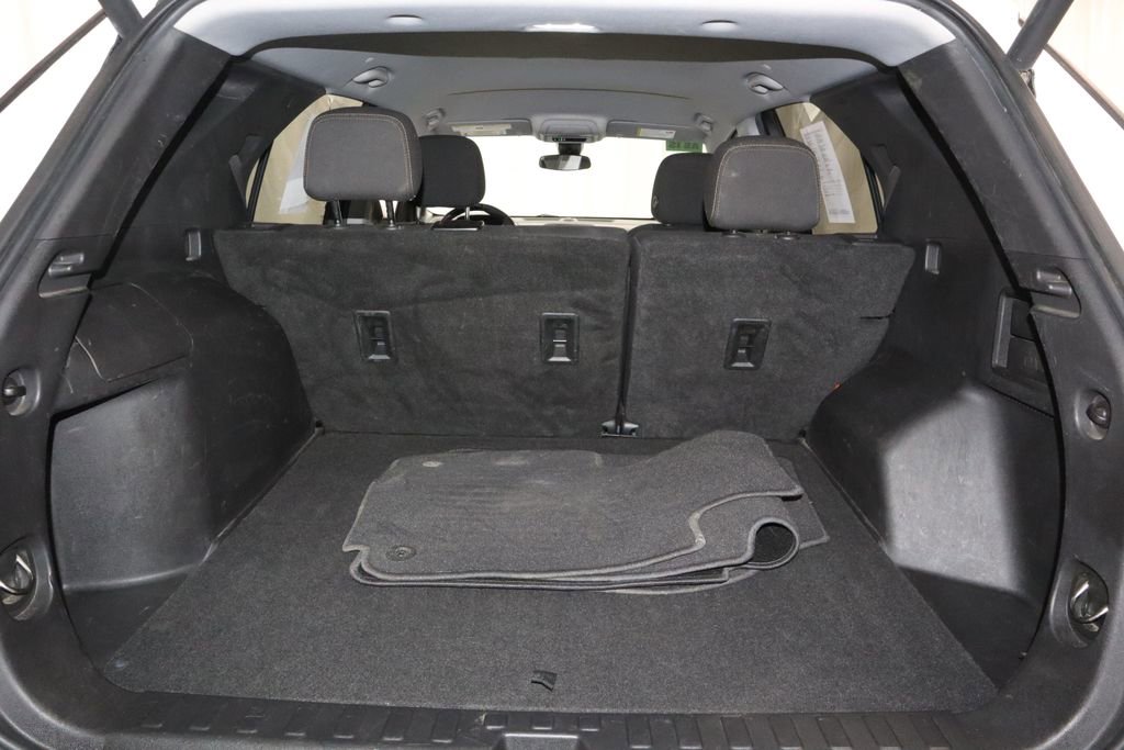 Used 2022 Chevrolet Equinox LT image 17