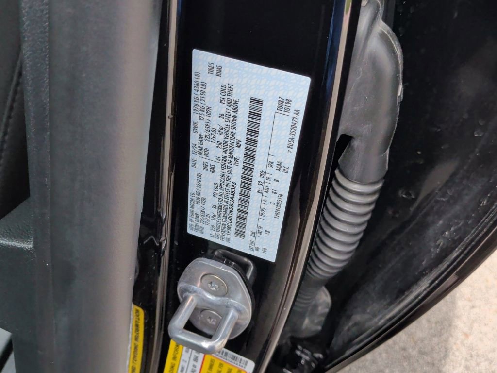 Used 2025 Ford Escape Active FWD image 41