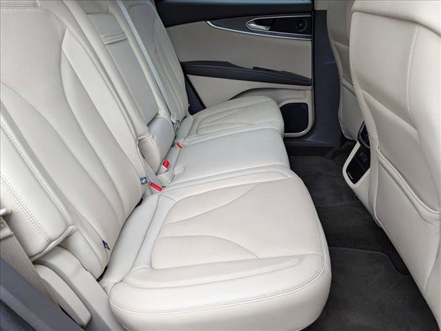 Used 2019 Lincoln Nautilus Reserve AWD/4WD image 21