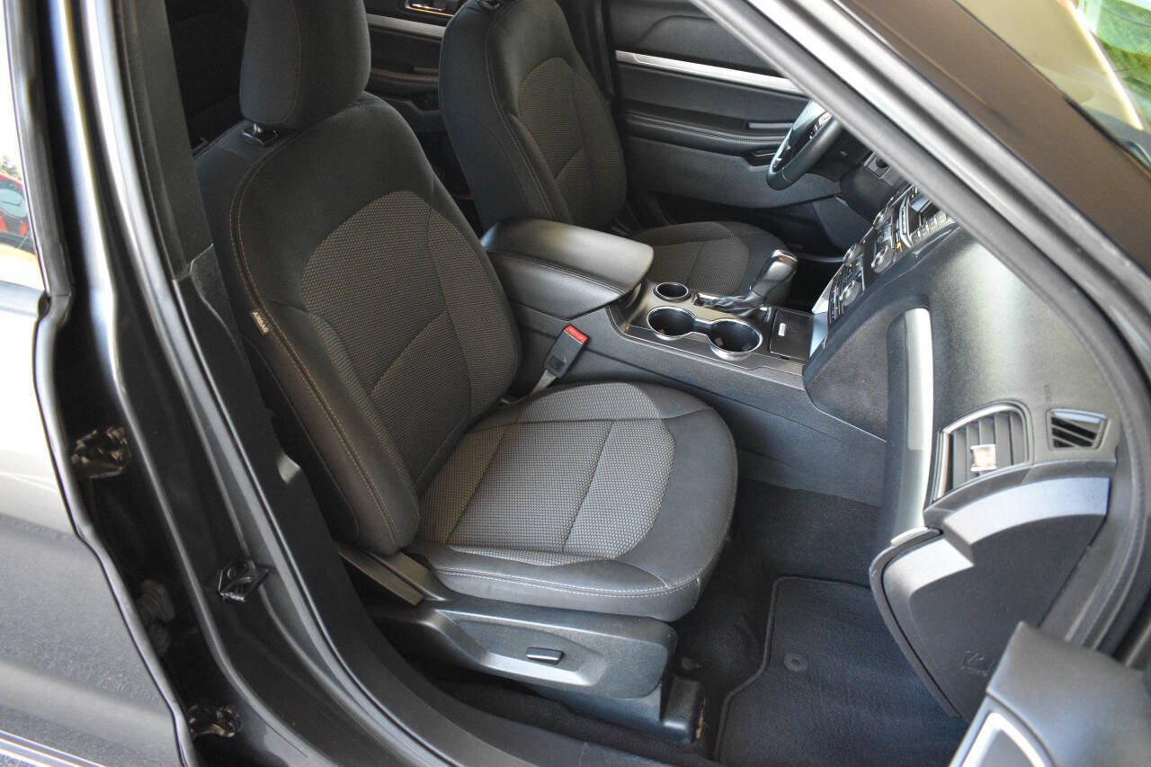 Used 2019 Ford Explorer XLT FWD image 21