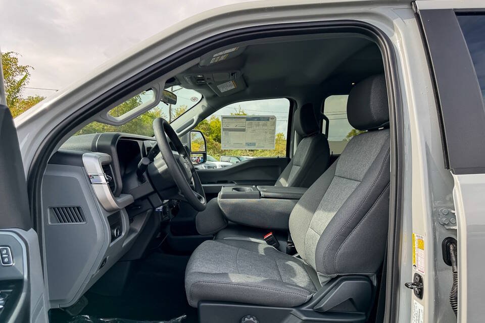 New 2026 Ford F350 XL w/ STX Appearance Package AWD/4WD image 24