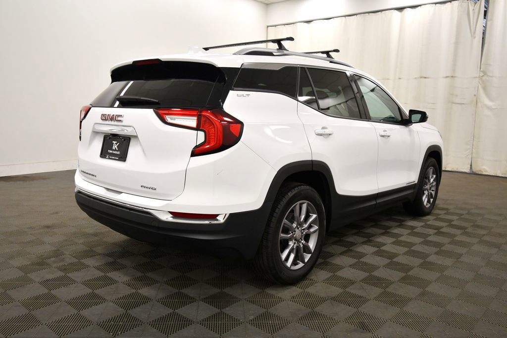 Used 2022 GMC Terrain SLT w/ LPO, Floor Liner Package image 8