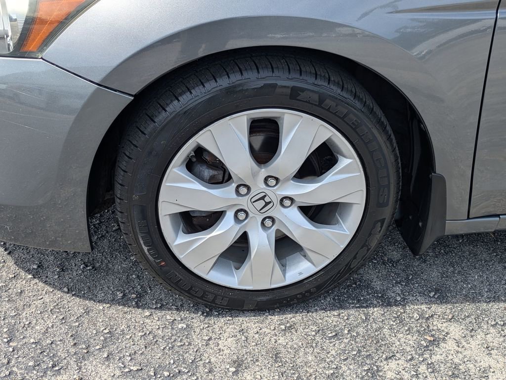 Used 2010 Honda Accord EX-L image 10
