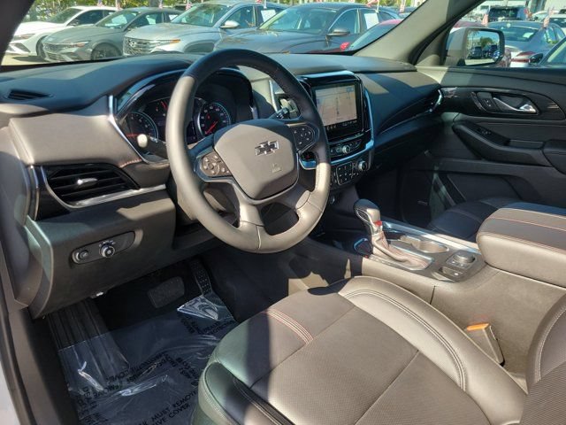 Used 2023 Chevrolet Traverse RS FWD image 13