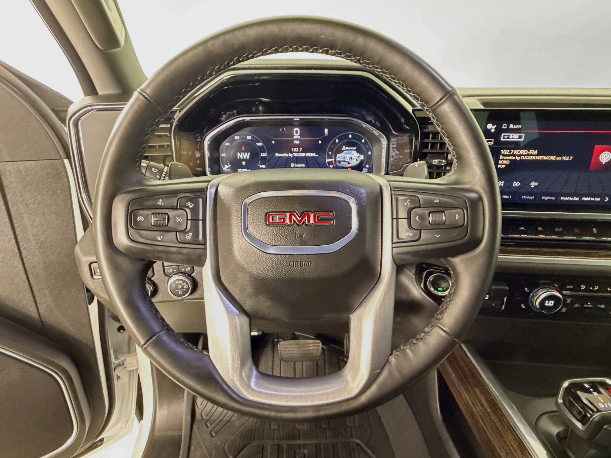 Certified 2025 GMC Sierra 1500 Elevation AWD/4WD image 13