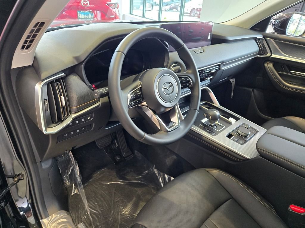 New 2025 MAZDA CX-70 Plug-In Hybrid w/ Premium Pkg image 19