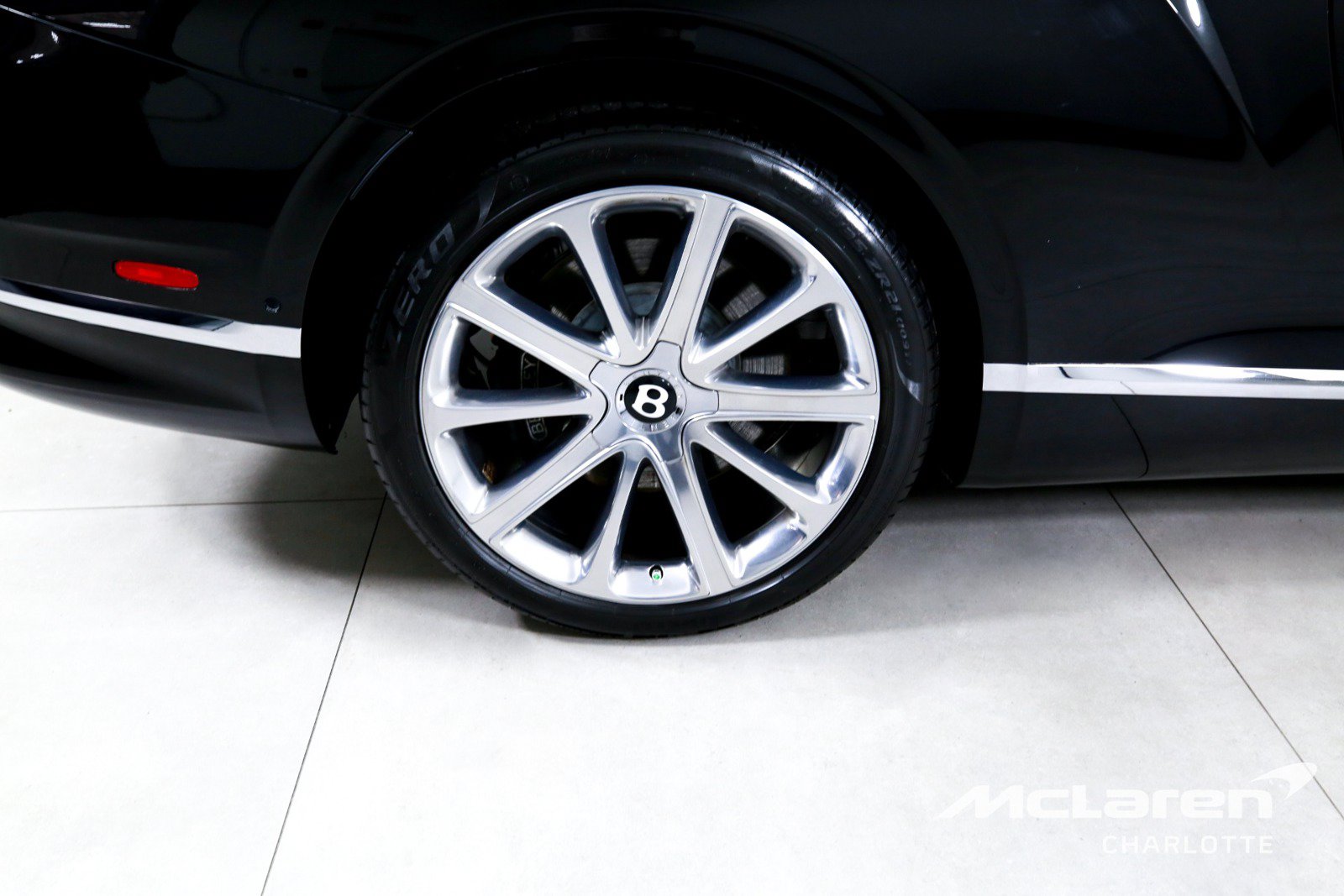 Used 2021 Bentley Continental GT AWD/4WD image 27